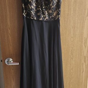 Aidan by Aidan Mattox Black and Cream Lace Dress